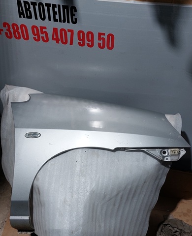 Боковая часть передняя правая 5761154G01 SUZUKI
