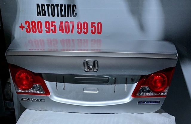Крышка багажника 68500SNKG00ZZ HONDA