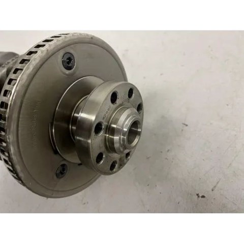 VAG 06K105101A Коленвал двигателя в наличии Львов