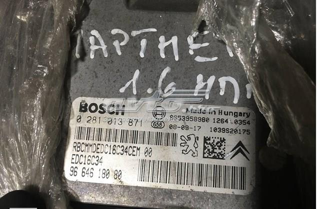 ЭБУ двигателем 0281013871 BOSCH