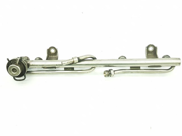 Распределитель топлива 06B133317L VAG