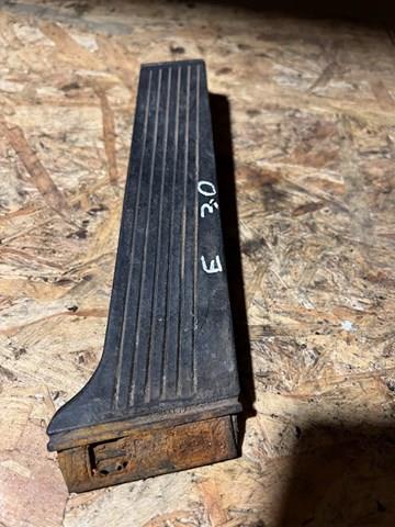 Педали газа 1118210 BMW