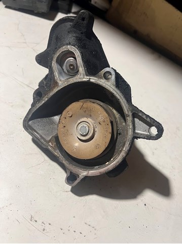 Водяной насос 11517794244 BMW