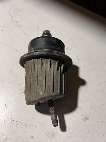 TOYOTA 1236131200 в наличии Ирпень