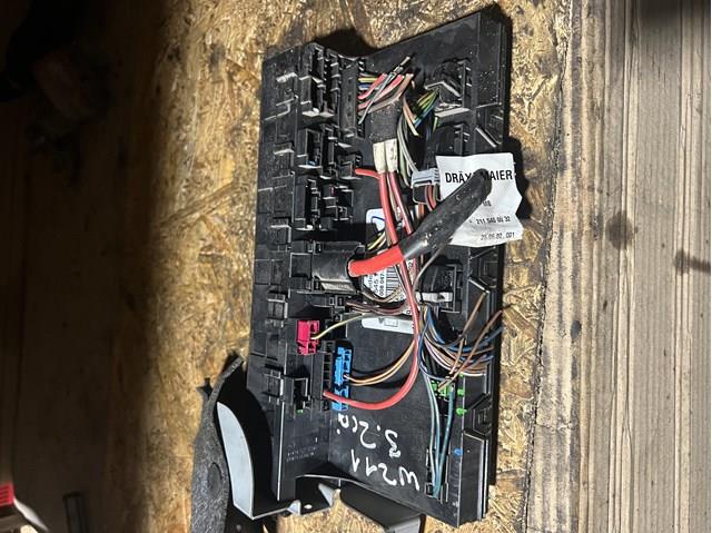 MERCEDES 2115451901 в наличии Запорожье