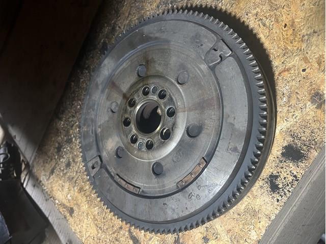 Маховик с зубчатым ободом 21217508409 BMW