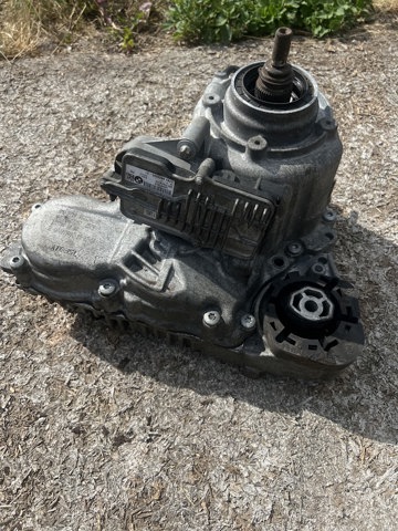 Раздатка, коробка раздаточная 27108623346 BMW