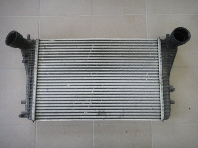 Радиатор интеркуллера 3C0145805F