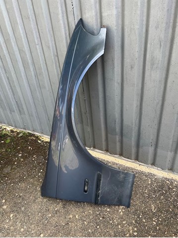 Правое крыло 41358240406 BMW