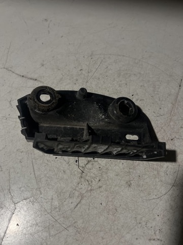 BMW 51127118194 Кронштейн бампера заднего правый в наличии Харьков