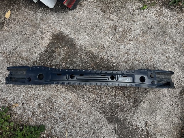 Швеллер заднего бампера 51127203976 BMW