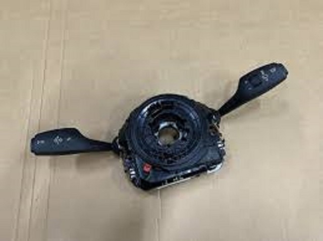 Переключатель подрулевой в сборе 61319297780 BMW