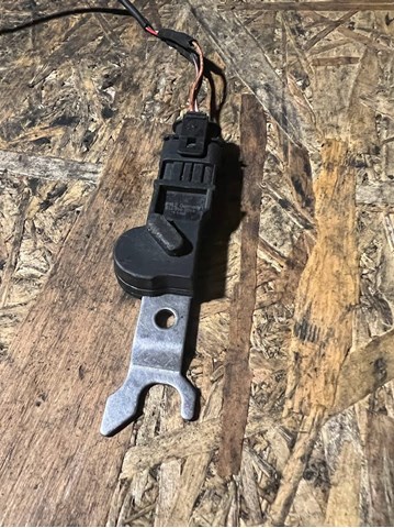 Датчик положения распредвала Опель Астра F