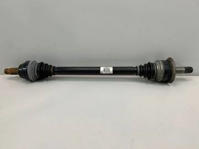 7581024 BMW Полуось задняя правая купить в Черкассы