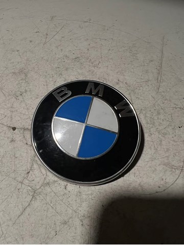 Эмблема капота 813237505 BMW
