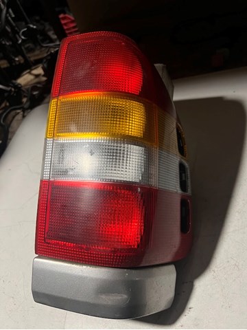 Задняя правая фара 91157886 GM