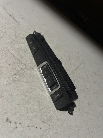 9202948 BMW Блок кнопок центральной консоли купить в Киев
