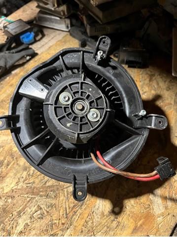 9400984 MERCEDES купить в Винница