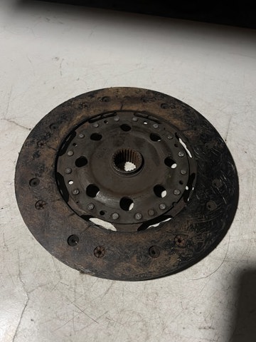 Диск сцепления ведомый A0002520705 MERCEDES