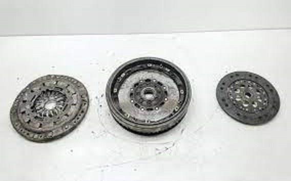 Диск сцепления ведомый A0002521305 MERCEDES