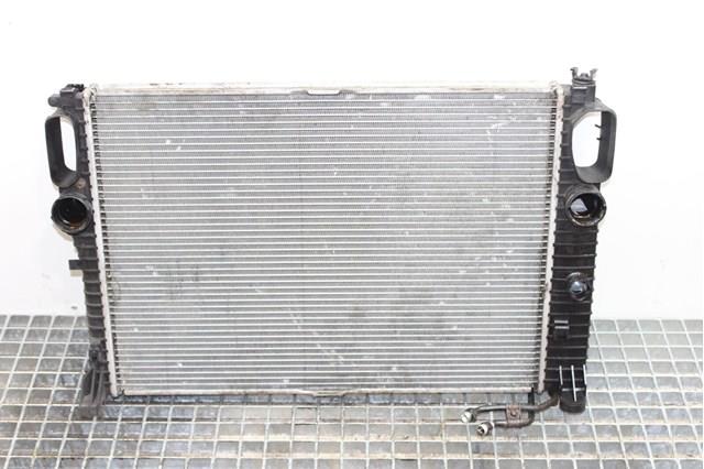 Радиатор охлаждения двигателя A2115003202