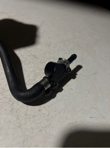 Клапан отсечки топлива A6110780249 MERCEDES