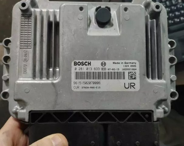 Мозги двигателя 0281013633 HONDA