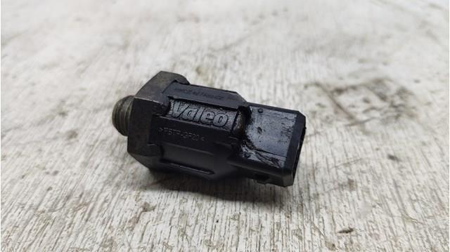 Датчик детонации 8200680689 RENAULT