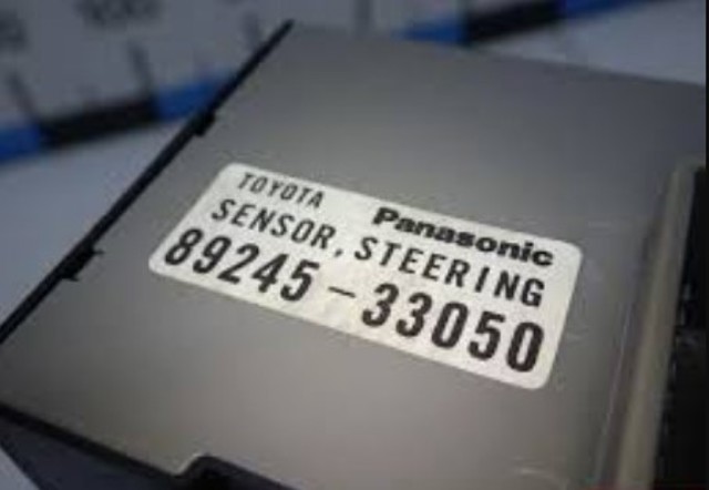 Датчик угла поворота рулевого колеса 8924533050 TOYOTA