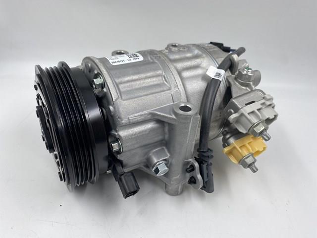 Компрессор хладагента 1447718 FORD
