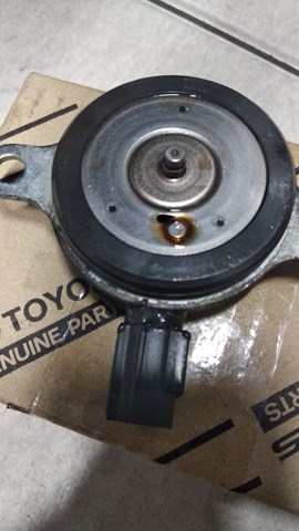 TOYOTA 1537025020 Клапан электромагнитный положения (фаз) распредвала правый в наличии Черкассы