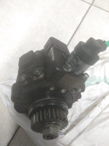 Насос топливный высокого давления 8200934657 RENAULT
