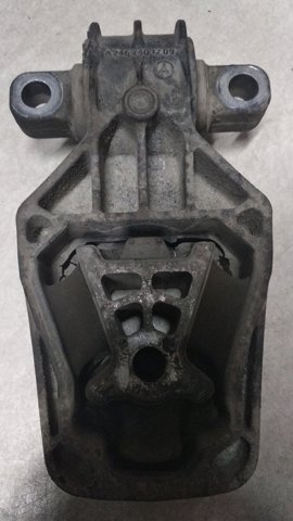 Задняя подушка двигателя A2462401209 MERCEDES
