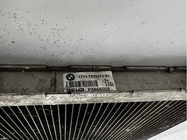 BMW 17117576273 Радиатор в наличии Днепр