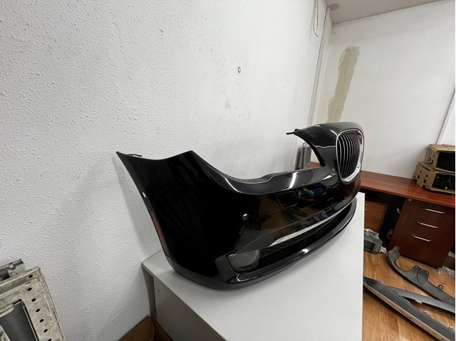 BMW 51112152301 Бампер передний в наличии Черновцы