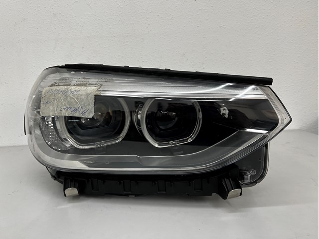Вставка фары правой 63117466122 BMW