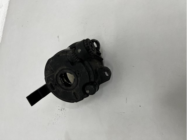63176920885 BMW Фара противотуманная левая купить в Ирпень