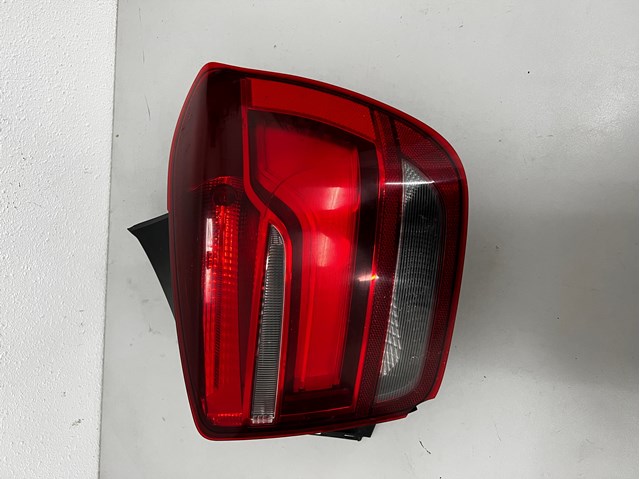 Правый стоп 63217241542 BMW