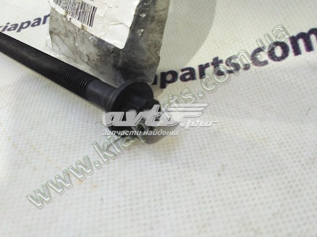 Болт головки блока цилиндров 223212A110 HYUNDAI