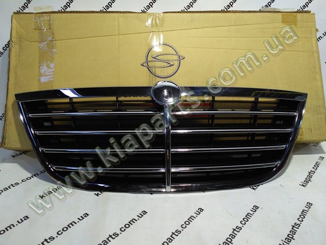 Облицовка радиатора 7945021500 SSANG YONG