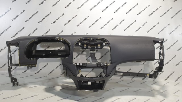 Передняя панель 847102H1009P HYUNDAI