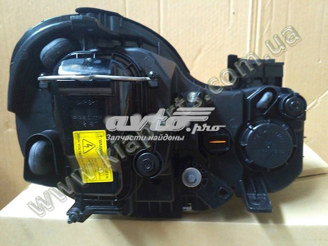 921013F610 HYUNDAI Фара левая купить в Львов