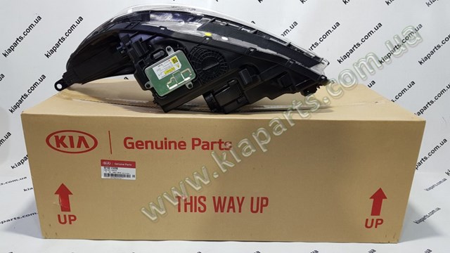 Вставка фары правой 92102C5200 HYUNDAI