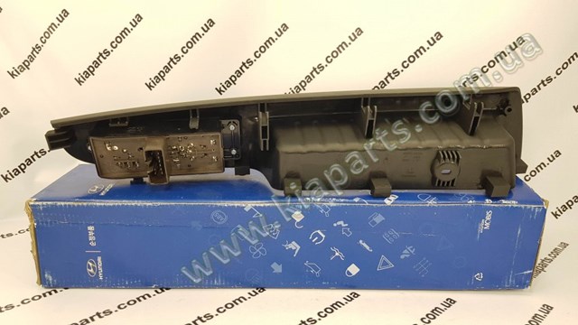Блок управления зеркалами заднего вида 935753K010CH HYUNDAI
