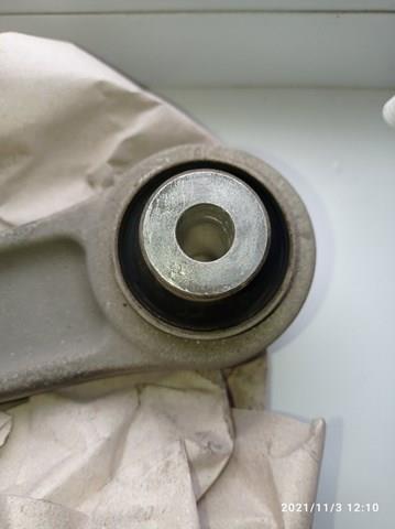 31126798108 BMW Нижний рычаг купить в Тернополь