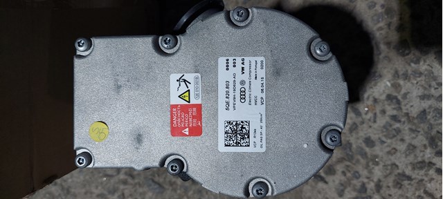 5QE820803A Компрессор кондиционера купить Николаев