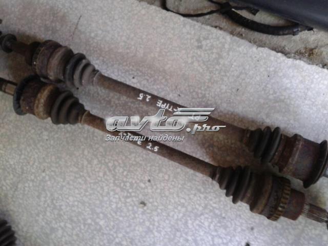 Полуось задняя, правая C2S27352 JAGUAR