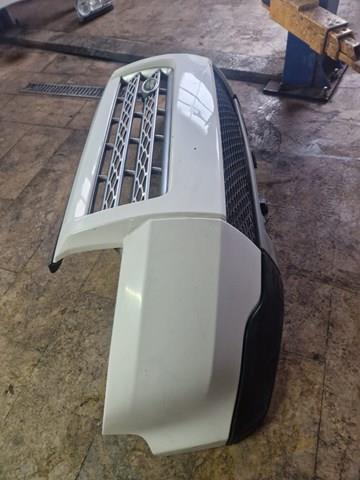 Бампер передний LR006251 LAND ROVER