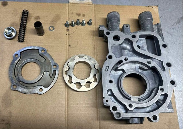 SUBARU 15010AA108 Масляный насос в наличии Запорожье