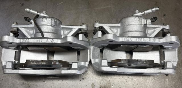 8V0615123A VAG Суппорт тормозной передний левый купить в Каменское